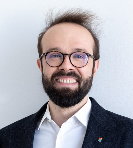 Prof. Cristian Axenie